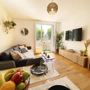  Apartment Le Bourget, Grand Proche Du Centre